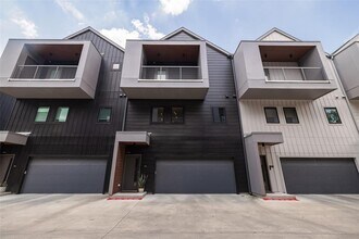 5924 S Congress Ave in Austin, TX - Building Photo - Building Photo
