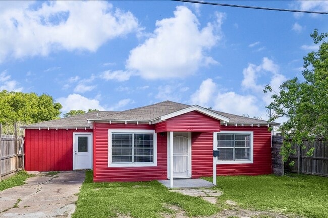 9713 Richcroft St in Houston, TX - Building Photo - Building Photo