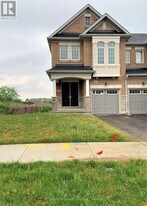 68 Drizzel Cres in Richmond Hill, ON - Building Photo
