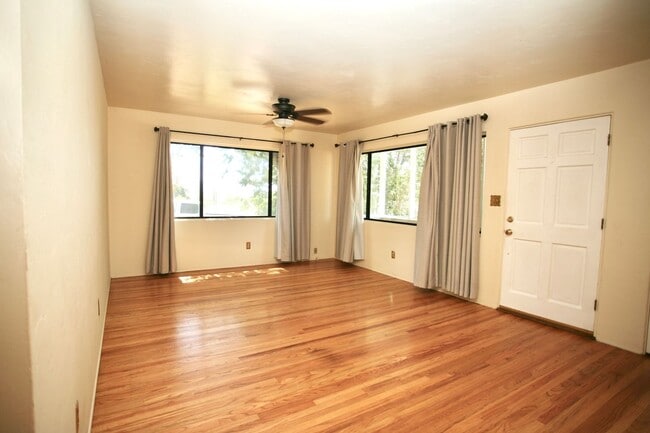 10707 Oak Creek Dr in Lakeside, CA - Building Photo - Building Photo