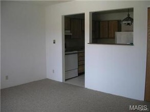628 Westwood Dr S in Festus, MO - Foto de edificio - Building Photo