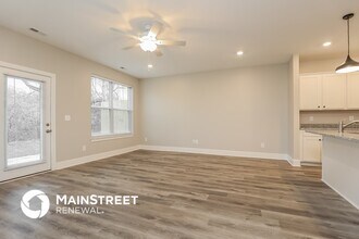 182 Noble Pk Cir in Gallatin, TN - Building Photo - Building Photo