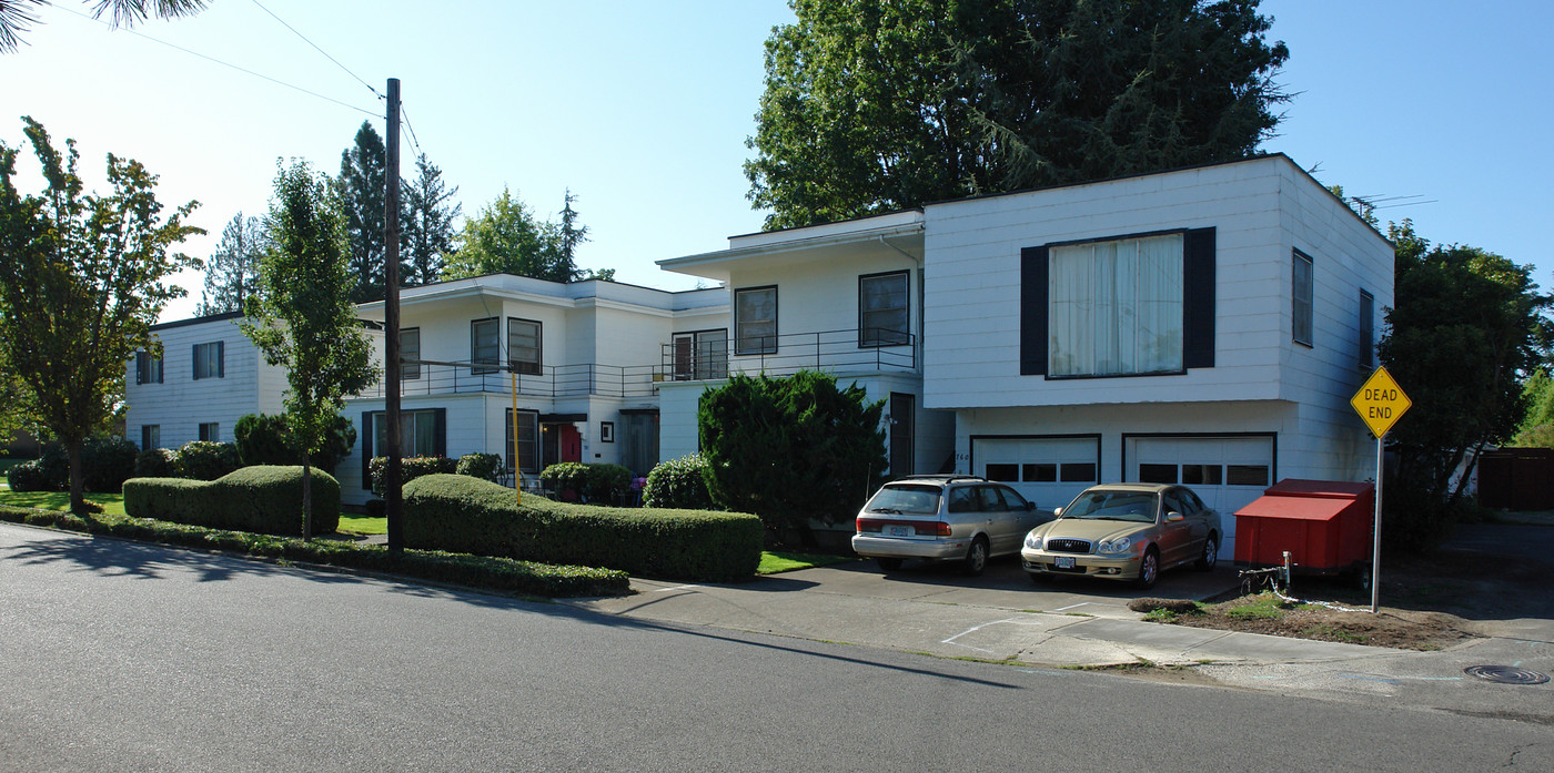 760-780 D St NE in Salem, OR - Building Photo