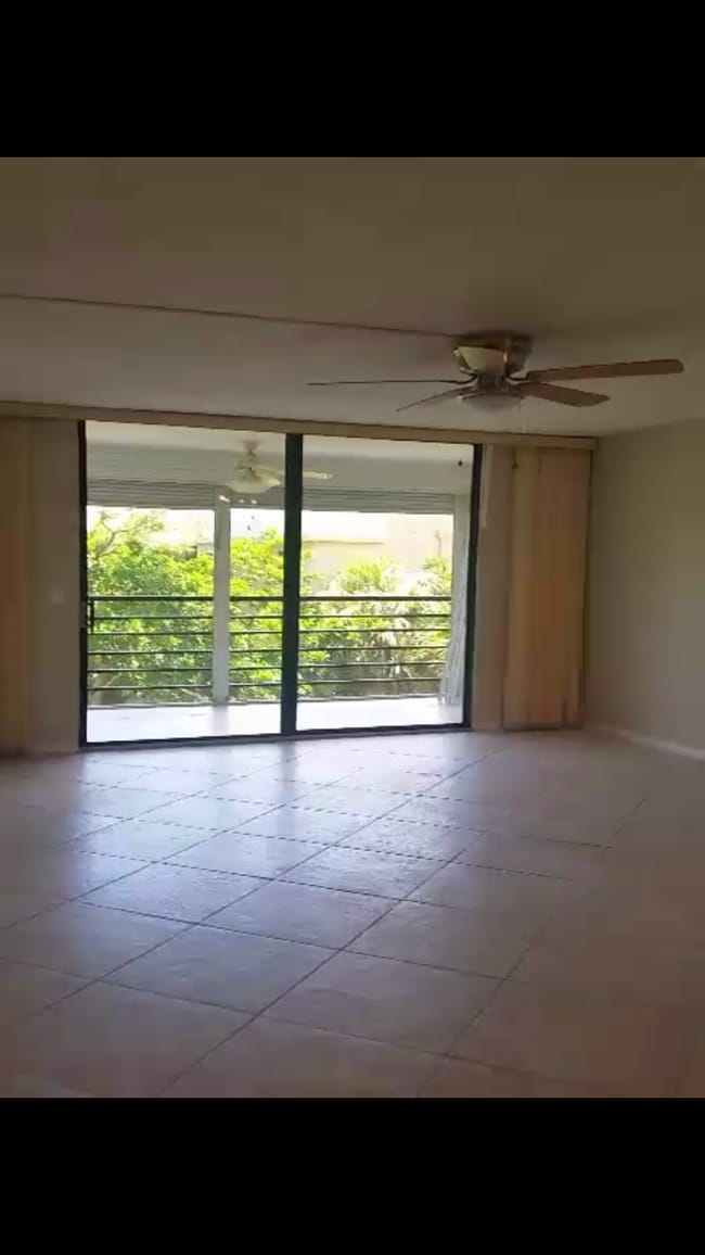 property at 4700 Lucerne Lakes Blvd