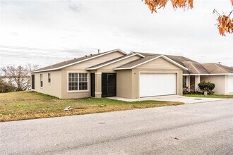 812 Marcia Loop in Winter Haven, FL - Building Photo - Building Photo