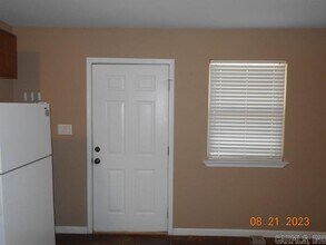 20621 Cole Ln in Hensley, AR - Foto de edificio - Building Photo