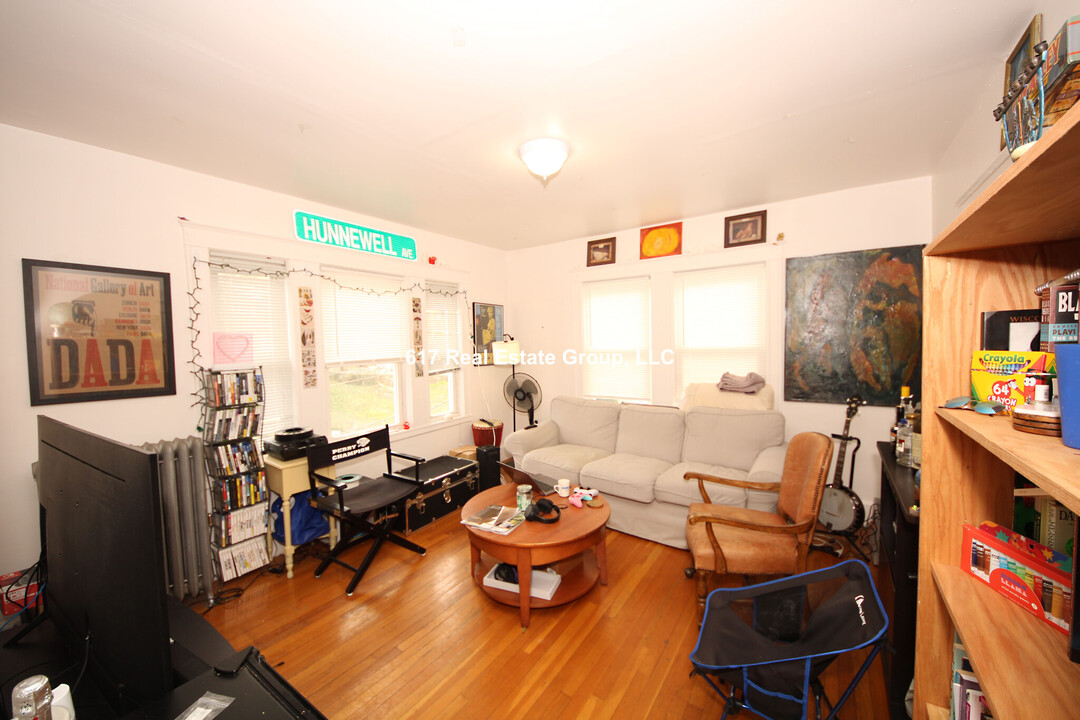 11 Breck Ave in Boston, MA - Building Photo