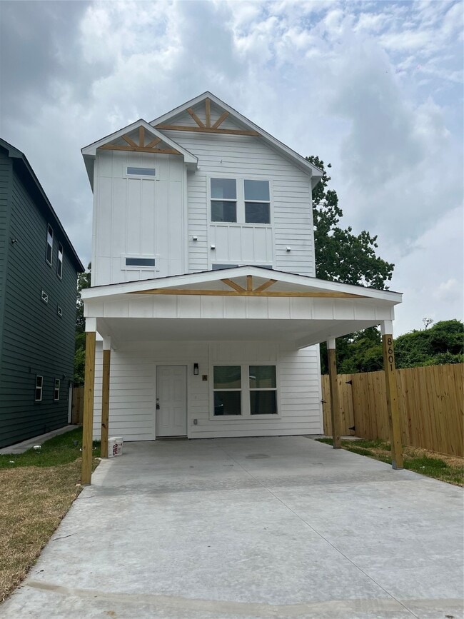 8601 Wileyvale Rd in Houston, TX - Building Photo - Building Photo