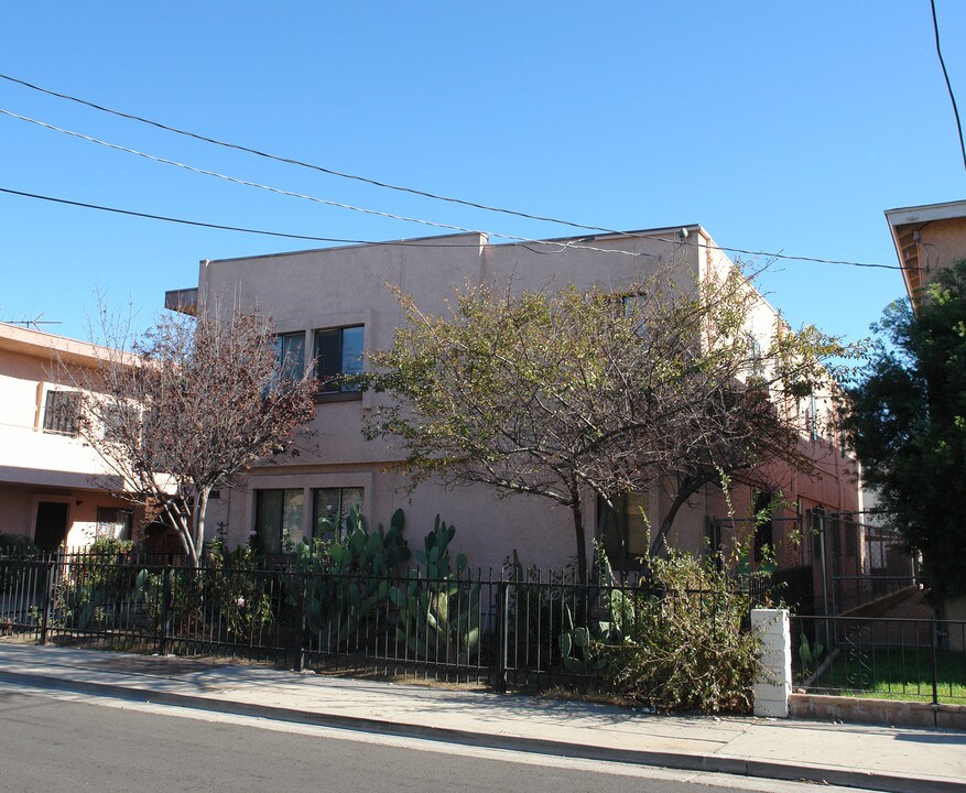 5534 Elmer Ave in North Hollywood, CA - Building Photo