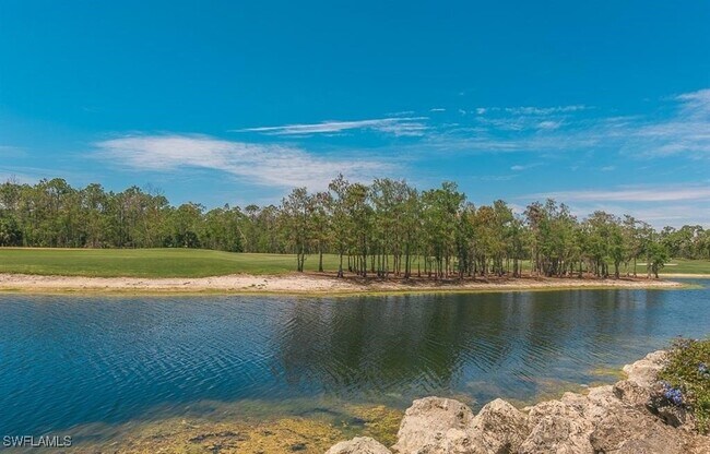 5077 Mabry Dr