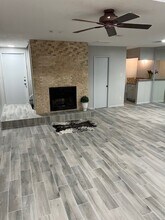 2379 Briarwest Blvd in Houston, TX - Building Photo - Building Photo