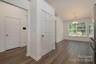 8424 Angwin Pl in Charlotte, NC - Building Photo - Building Photo
