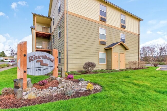Riverbend Apartments