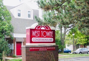 535 D'onofrio Dr in Madison, WI - Building Photo