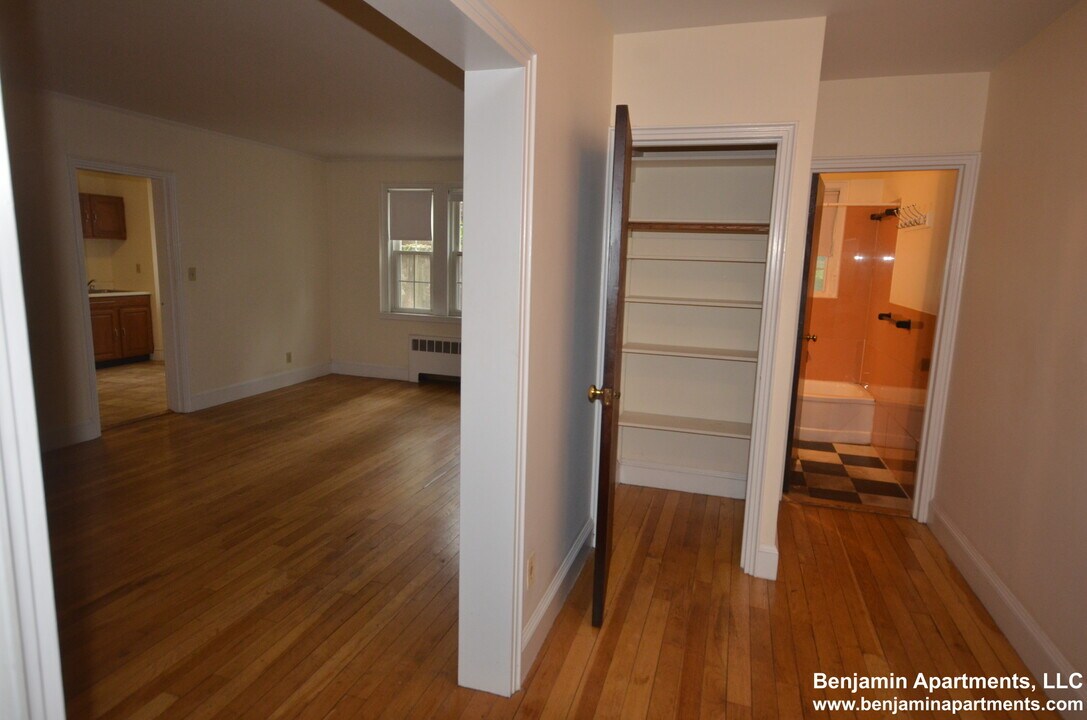 510 Belmont St, Unit 7 in Watertown, MA - Building Photo