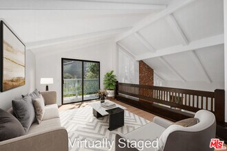 1317 Avenida de Cortez in Los Angeles, CA - Building Photo - Building Photo