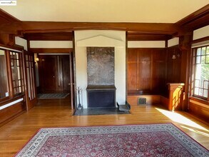 741 Haddon Pl in Oakland, CA - Building Photo - Building Photo