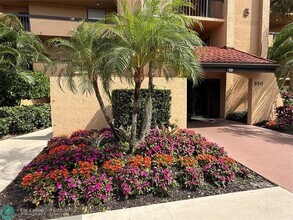 950 Egret Cir in Delray Beach, FL - Building Photo - Building Photo