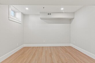 50 Balmoral St, Unit 2 in Andover, MA - Building Photo - Building Photo