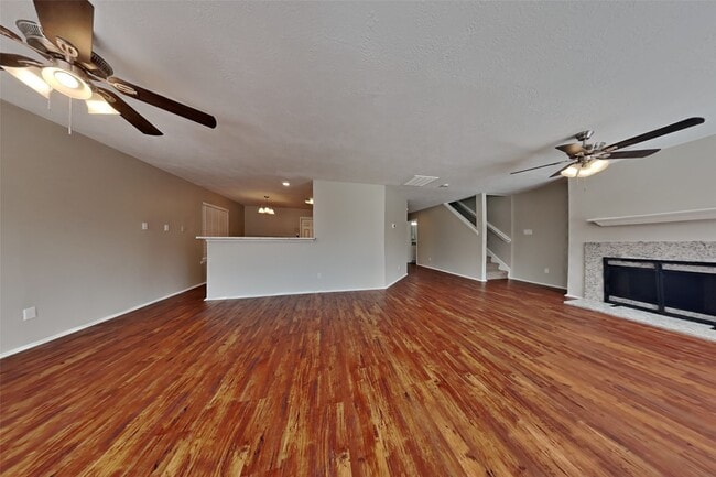 19538 Shady Bank Dr in Tomball, TX - Building Photo - Building Photo