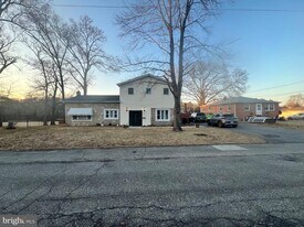 502 3rd Ave SW in Glen Burnie, MD - Building Photo
