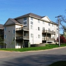 Autumn Ridge in Coralville, IA - Building Photo