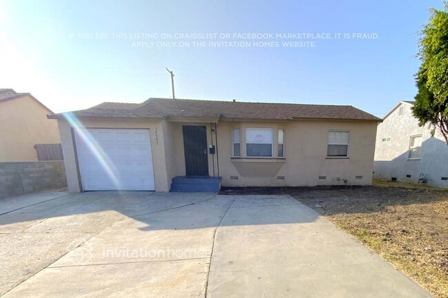 property at 14507 S Aprilia Ave