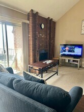 1219 E Cottonwood Hills Dr in Sandy, UT - Building Photo - Building Photo