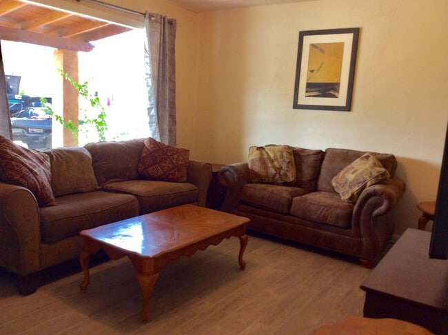 2011 N Van Ness Ave in Tempe, AZ - Building Photo - Building Photo