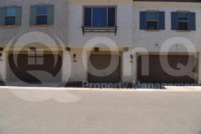 2664 S Peppertree Dr in Gilbert, AZ - Building Photo - Building Photo