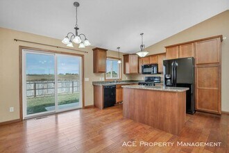 486 Bluebird Dr in Box Elder, SD - Building Photo - Building Photo