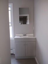 142 Smith St in Port Chester, NY - Building Photo - Building Photo