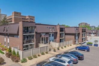 Wolfe Lake Apartments in St. Louis Park, MN - Building Photo - Primary Photo