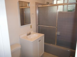 2340 Ocean St in Carlsbad, CA - Building Photo - Building Photo