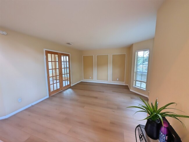 property at 18927 Hikers Trail Dr