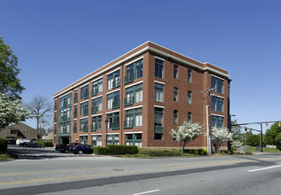 626 N Graham St in Charlotte, NC - Building Photo - Building Photo