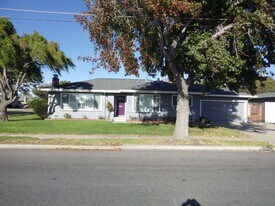 778 College Dr in Salinas, CA - Building Photo