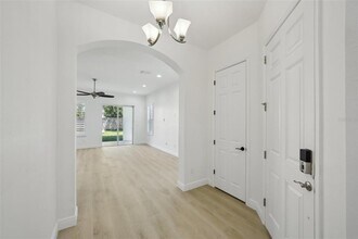 307 S Arrawana Ave in Tampa, FL - Building Photo - Building Photo