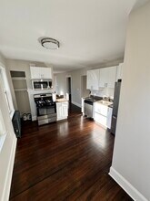 146 Avon St, Unit 146 Avon #1 in Malden, MA - Foto de edificio - Building Photo