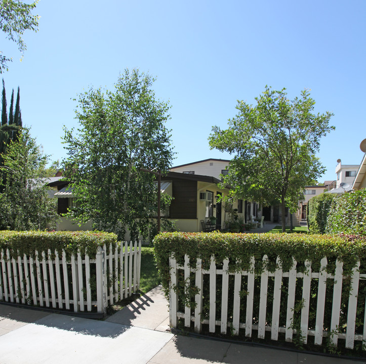 1165 Elm Ave in Glendale, CA - Building Photo