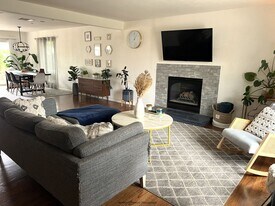 3190 Stuart Way in Napa, CA - Building Photo