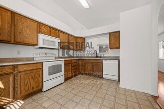 842 Edna Way in Pueblo, CO - Building Photo - Building Photo