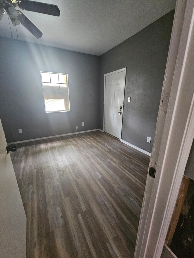 2713 Lenway St in Dallas, TX - Building Photo - Building Photo