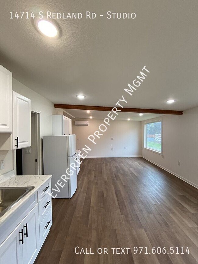 14714 S Redland Rd-Unit -Studio in Oregon City, OR - Building Photo - Building Photo