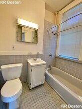 11 Tetlow St in Boston, MA - Building Photo - Building Photo
