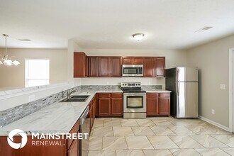 2815 Creekbend Dr in Nashville, TN - Foto de edificio - Building Photo