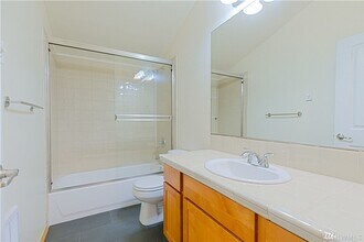 7953 9th Ave SW in Seattle, WA - Building Photo - Building Photo