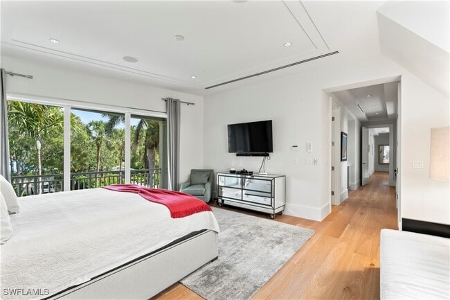 property at 12 6th St S