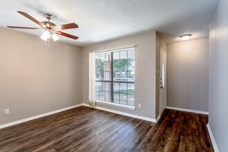 2763 Oak Bend Ln in Dallas, TX - Building Photo - Building Photo