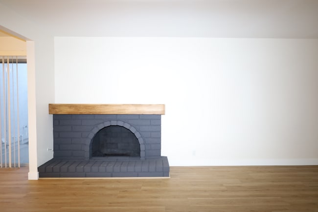 634 E La Veta Ave in Orange, CA - Foto de edificio - Building Photo